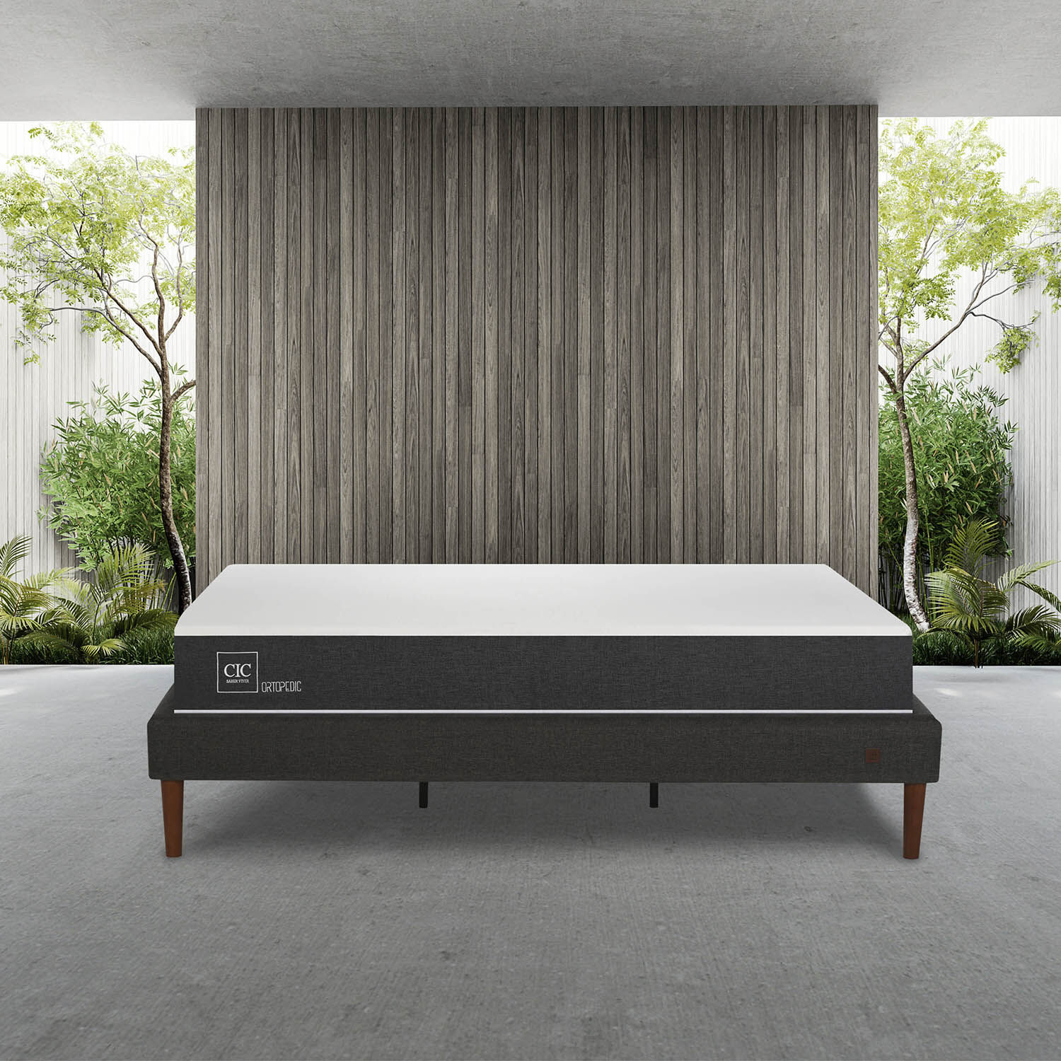 Cama Europea Curve King Ortopedic + Set Mil&aacute;n Caramel + Almohadas + Plum&oacute;n