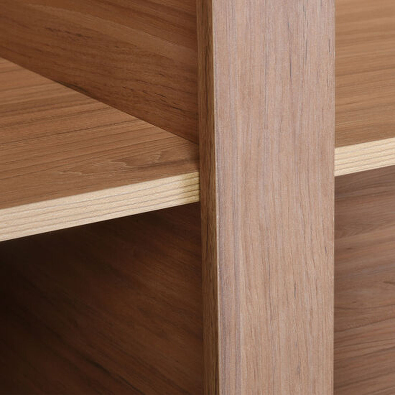 Estante 2 Puertas Nash