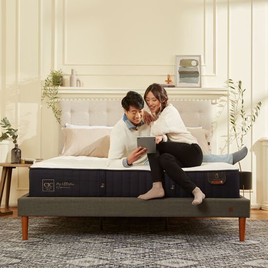 Cama Europea Curve King Premium + Almohada