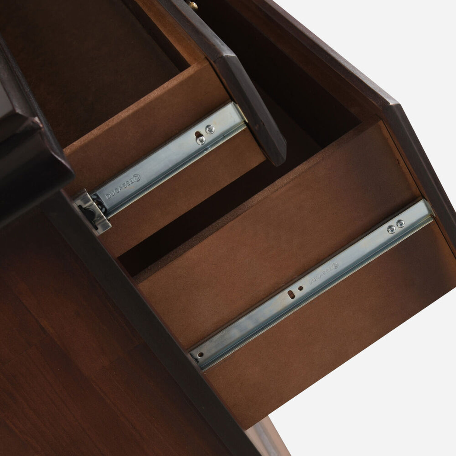 C&oacute;moda 4 Cajones T&aacute;mesis