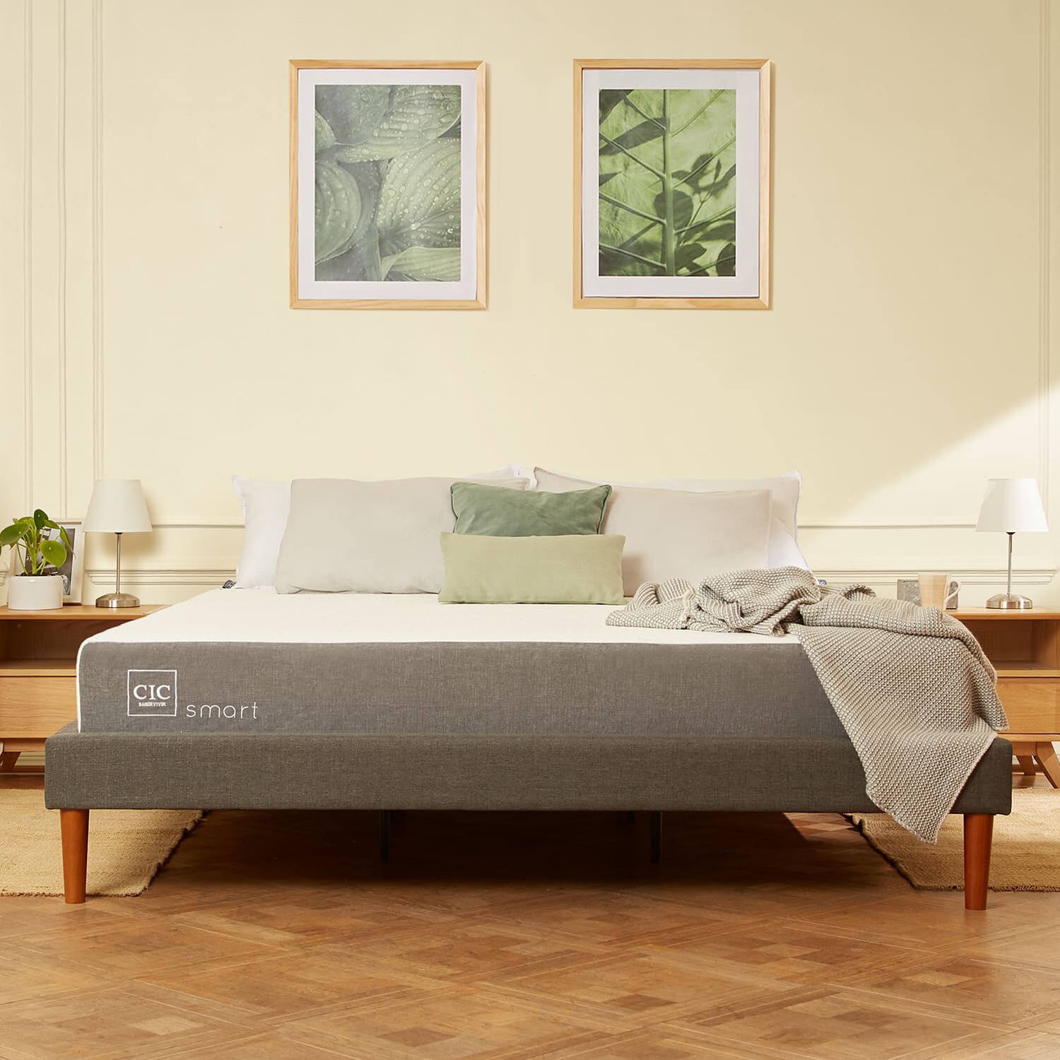 Cama Europea Curve 2 Plazas Smart + Set Mil&aacute;n Caramel