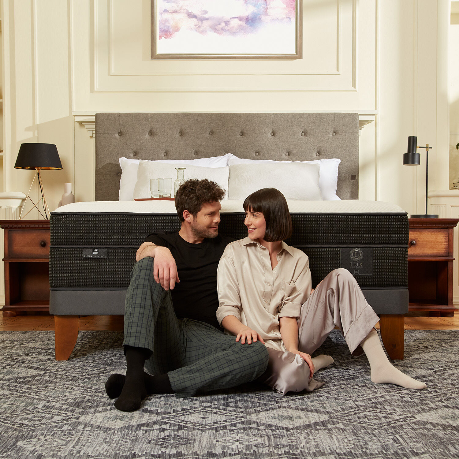 Cama Europea King Lux + Respaldo Milán Negro