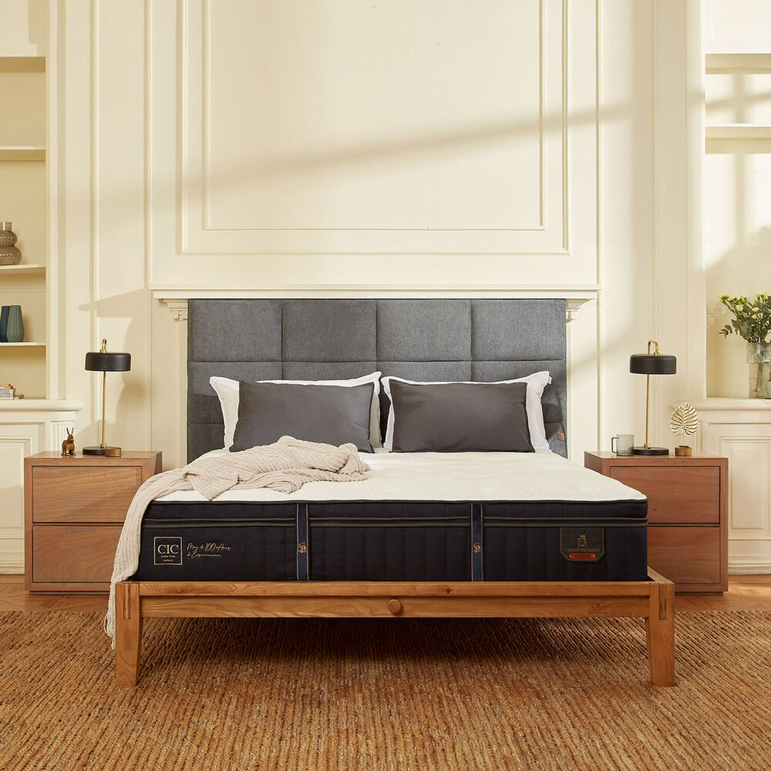 Cama Europea King Grand Premium + Respaldo Miró Negro