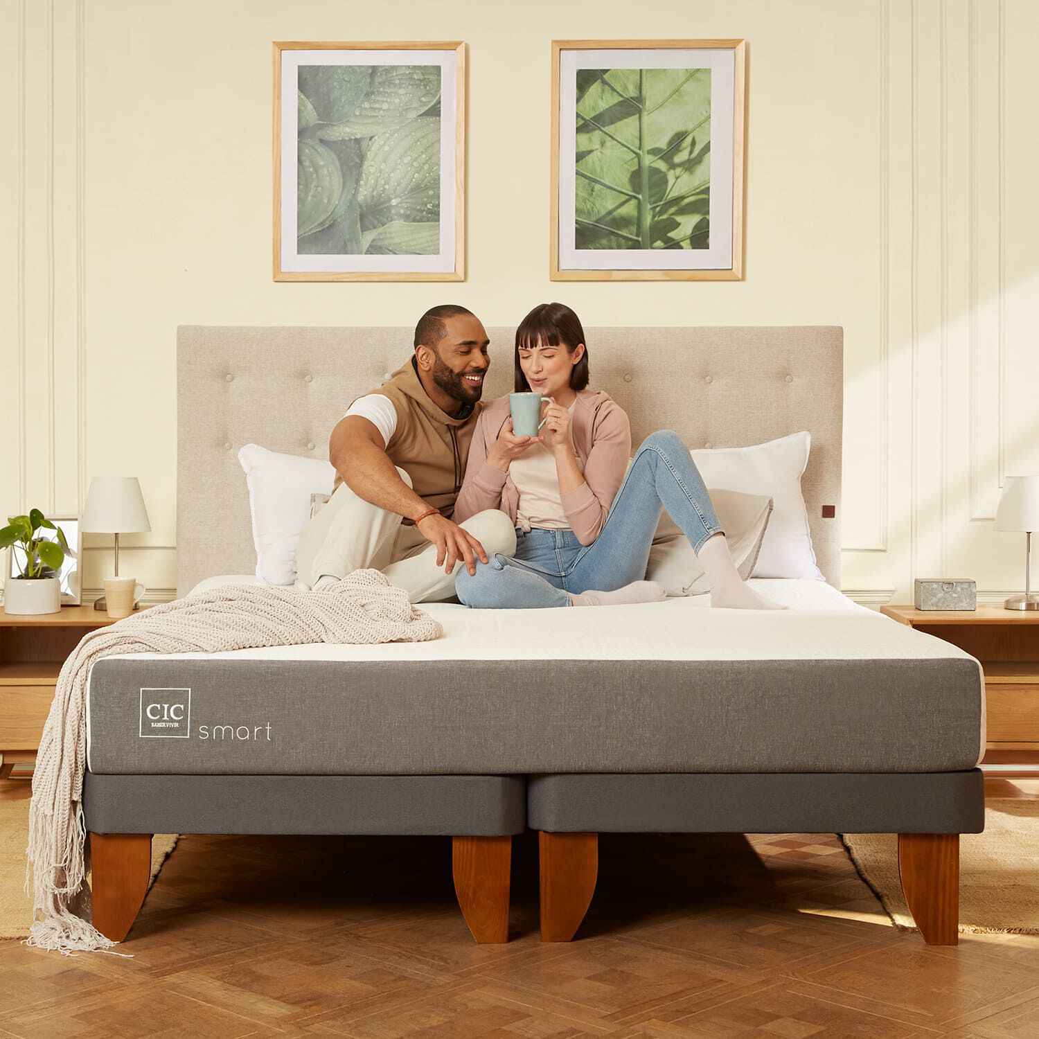 Cama Europea 2 Plazas Smart Base Normal + Set Torino Caramel