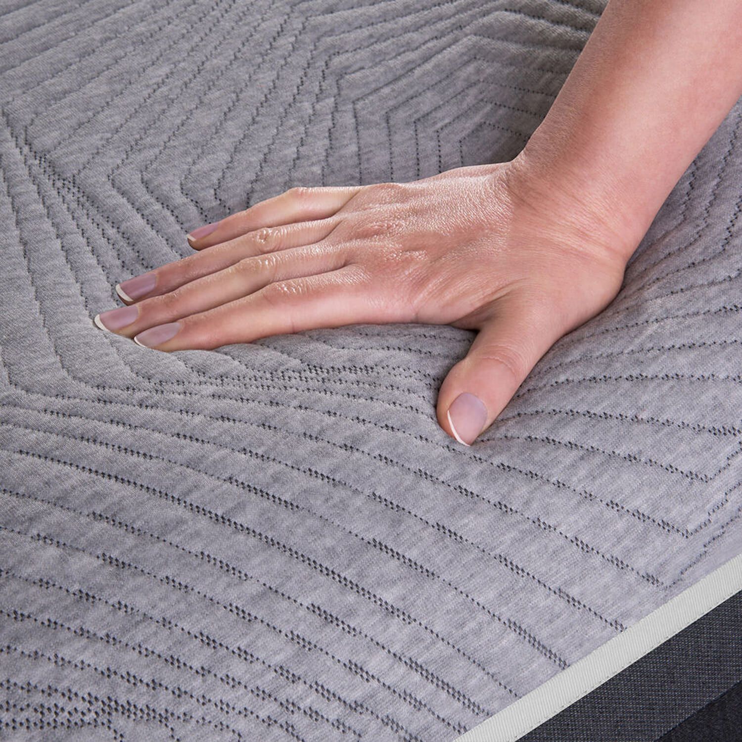 Cama Europea King Hybrid + Set Villarrica Gris