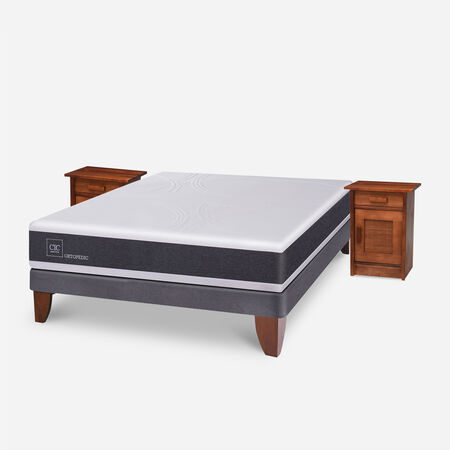 Cama Europea 2 Plazas Ortopedic Base Normal + Veladores Mil&aacute;n Caramel