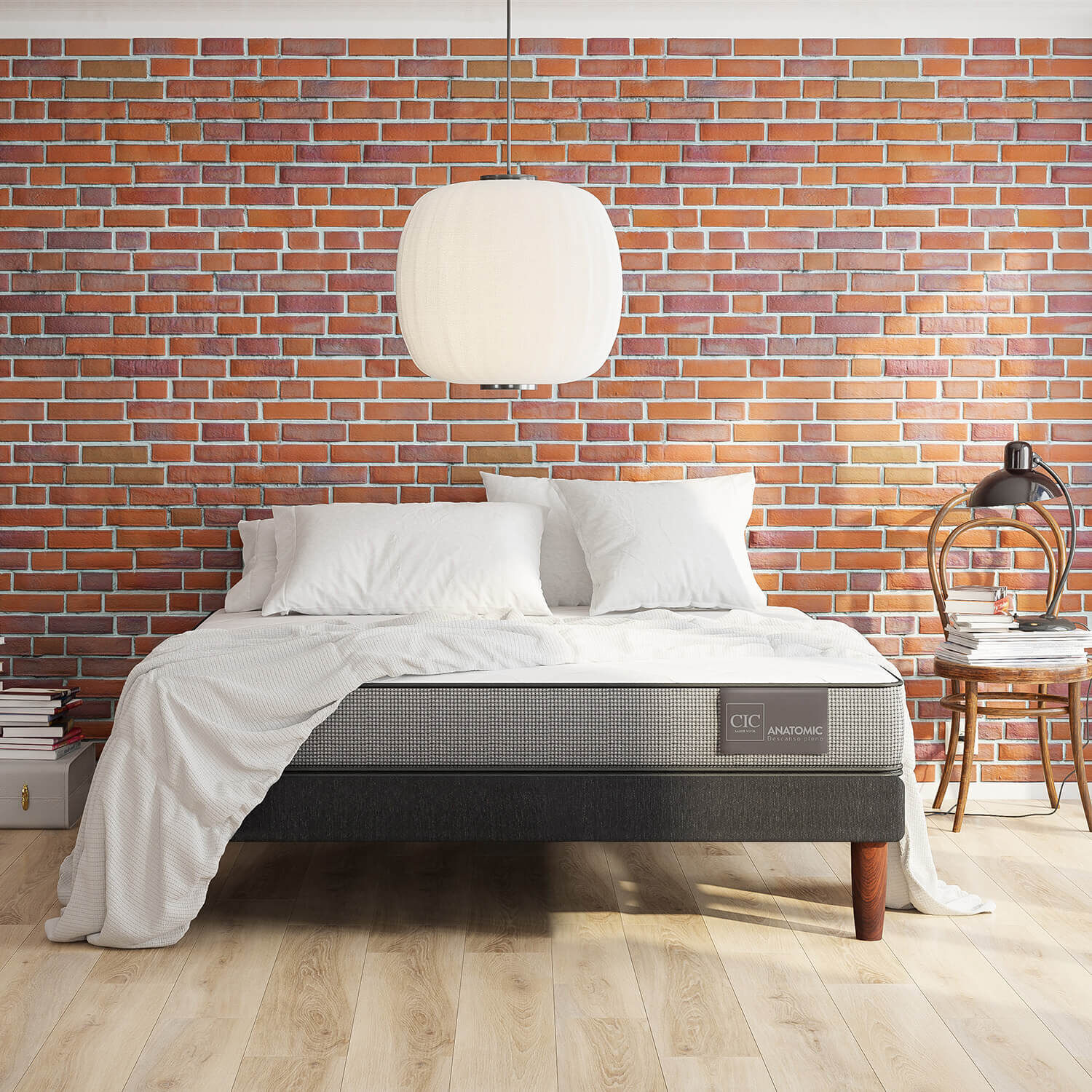 Cama Europea 2 Plazas Base Normal Anatomic + Veladores Torino Choc