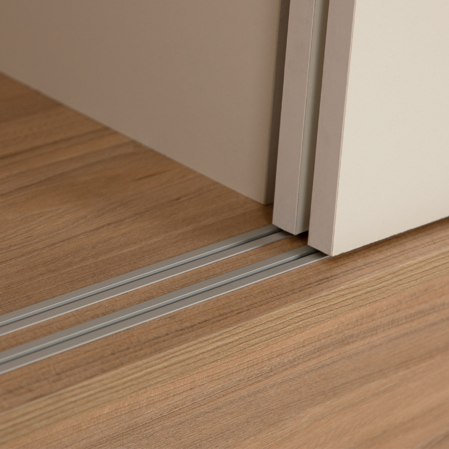 Cl&oacute;set Caburgua 2 Puertas Corredera Olmo Alpino Blanco