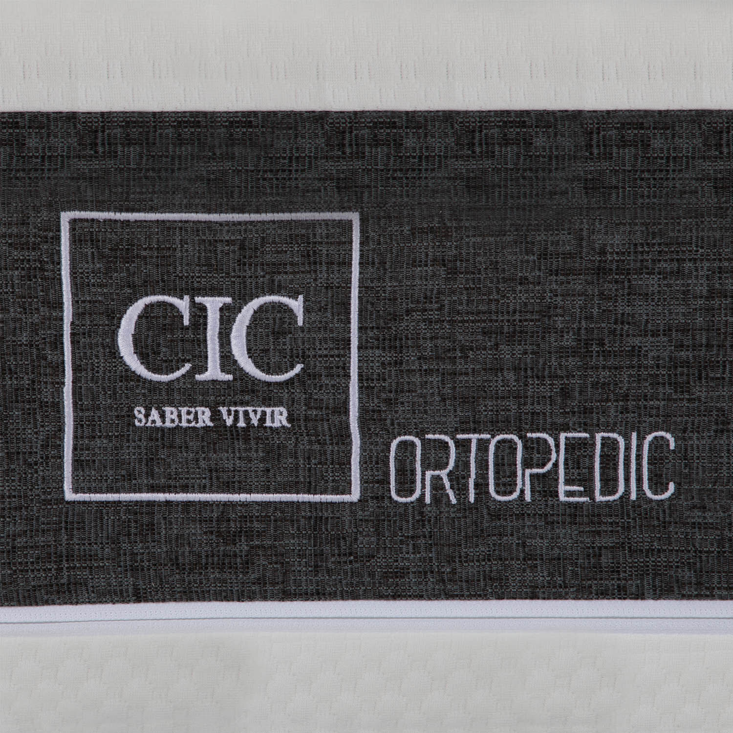 Cama Europea King Ortopedic + Respaldo Mil&aacute;n Olivo