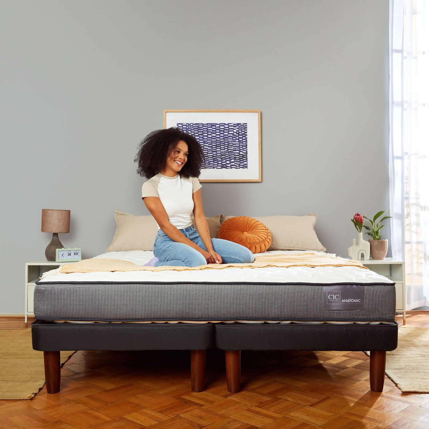 Cama Europea King Anatomic + Respaldo Dublín Gris