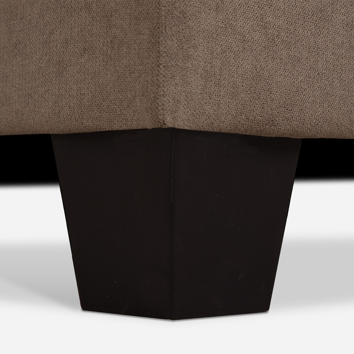 Sof&aacute; Seccional Izquierdo Taupe T&aacute;mesis