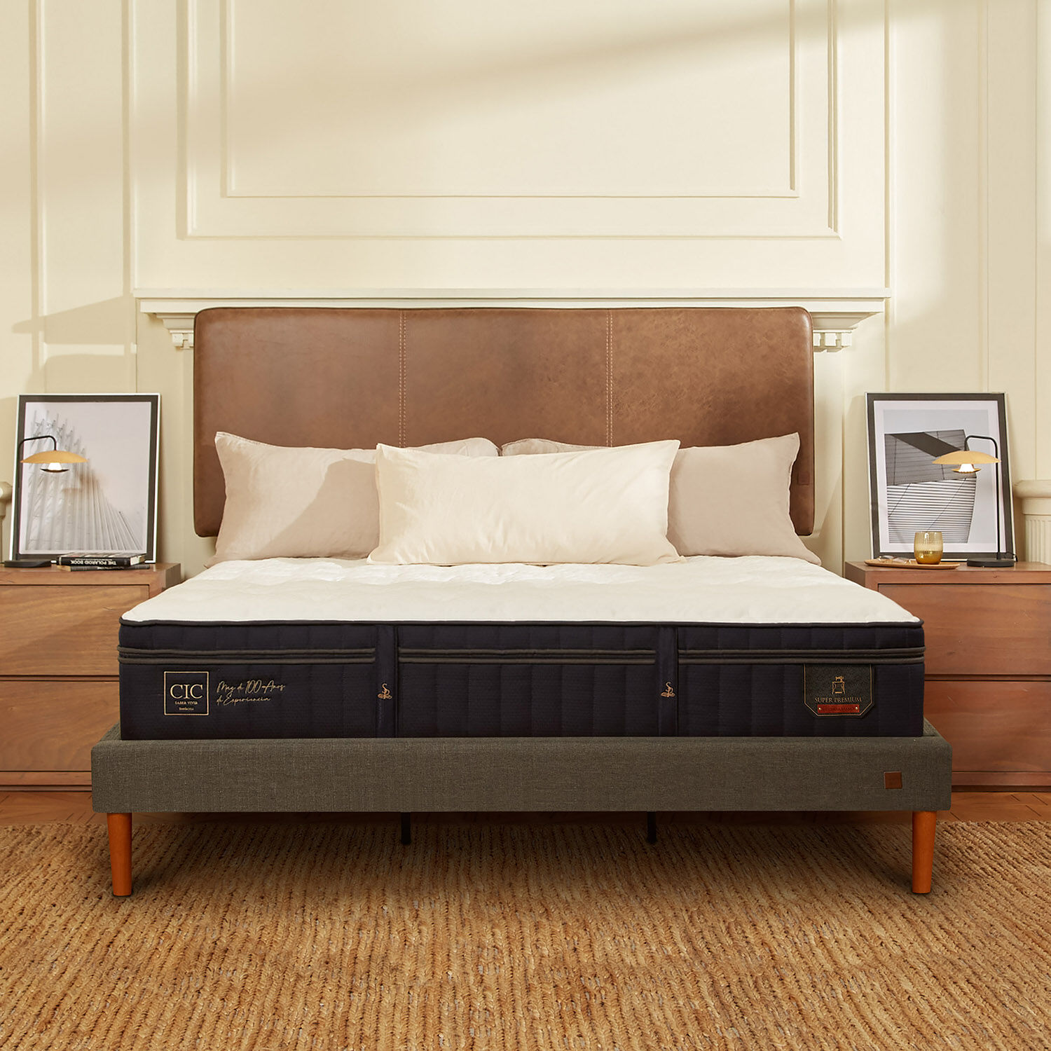 Cama Europea Curve 2 Plazas Super Premium + Almohadas Viscoel&aacute;sticas + Plum&oacute;n