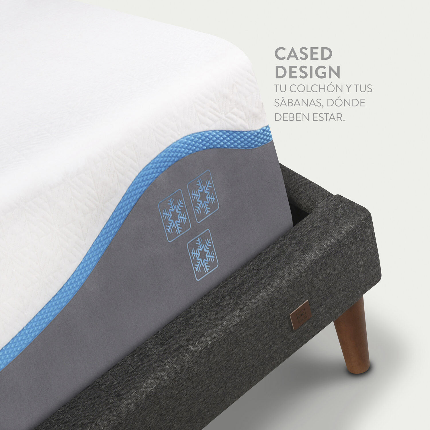 Cama Europea Curve King Alaska + Respaldo T&aacute;mesis