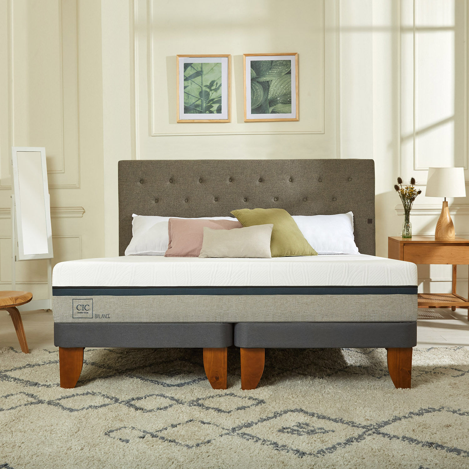 Cama Europea 2 Plazas Balance Base Dividida + Almohadas + Plum&oacute;n