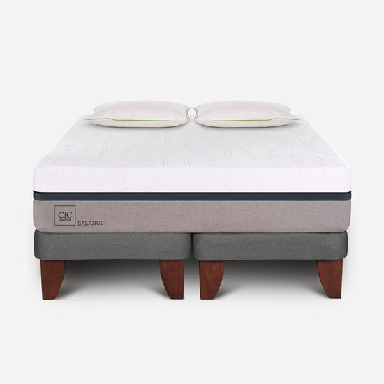Cama Europea King Balance Advance + Almohadas Down Alternative