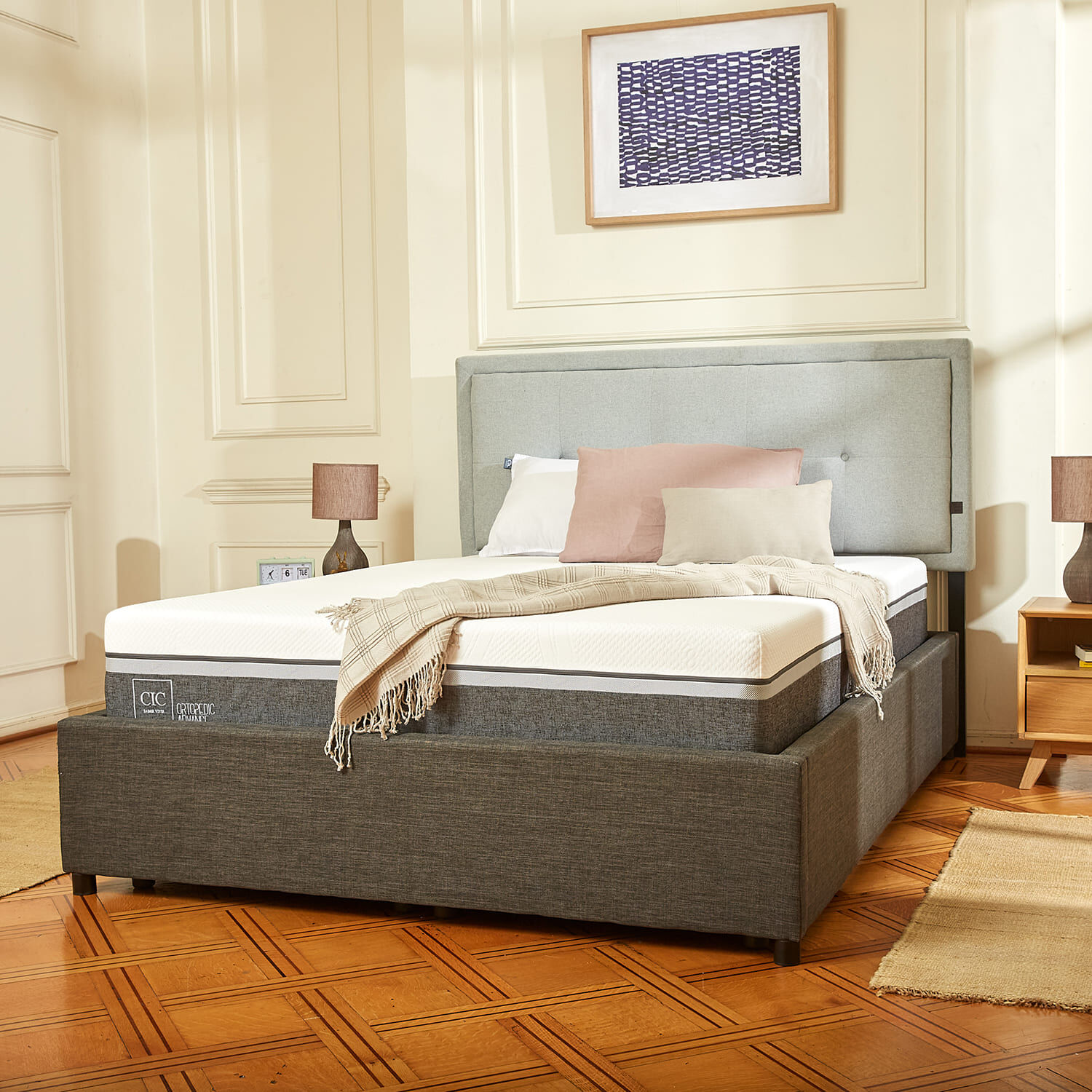 Cama Space Box 2 Plazas Ortopedic Advance + Velador Níger | CIC