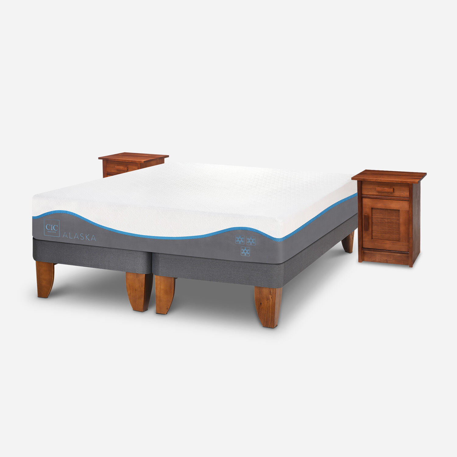 Cama Europea King Alaska + Veladores Mil&aacute;n Caramel