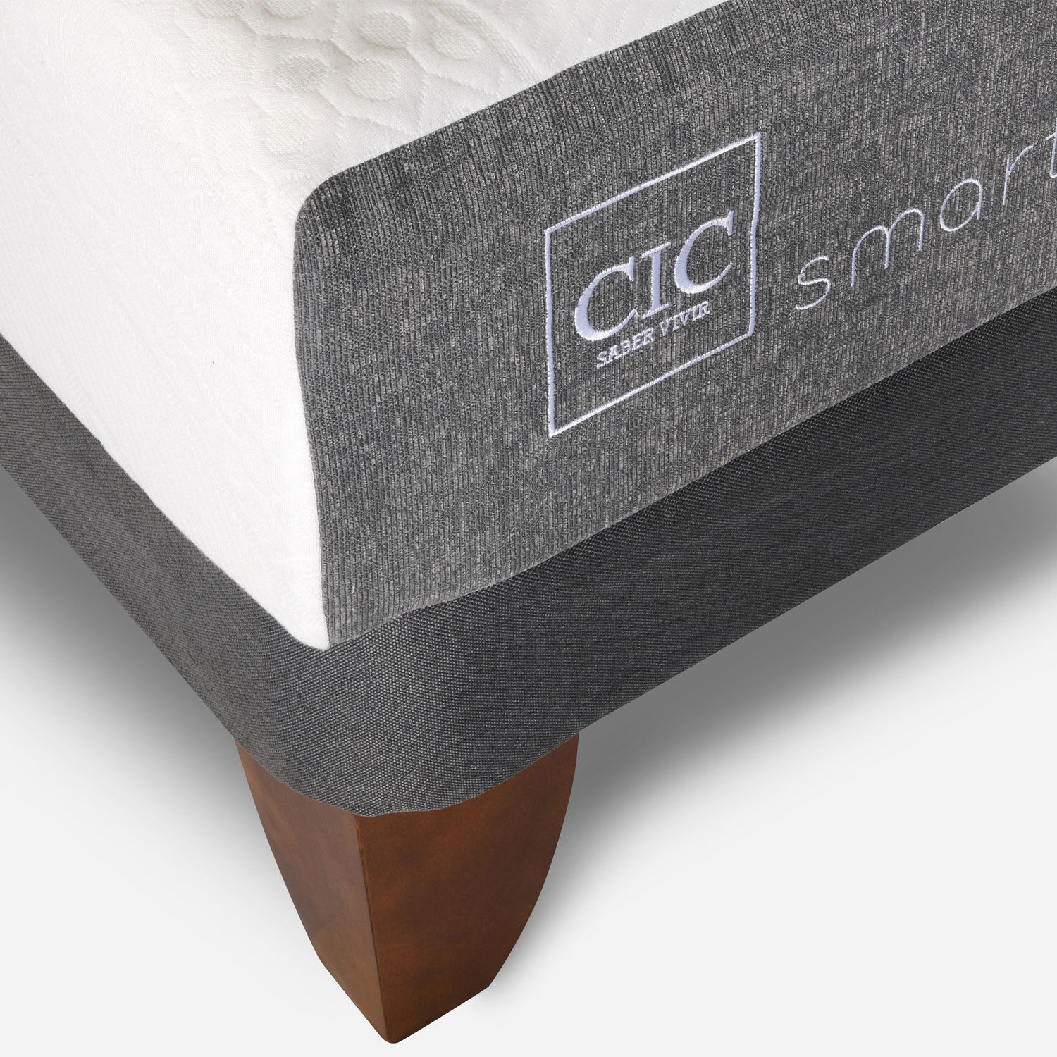 Cama Europea 2 Plazas Smart Base Normal + Set Mil&aacute;n Caramel